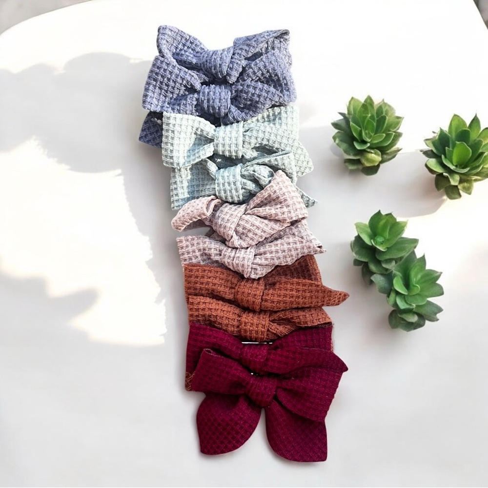 Kids Set Of Handmade Waffle Hair Bows NWT